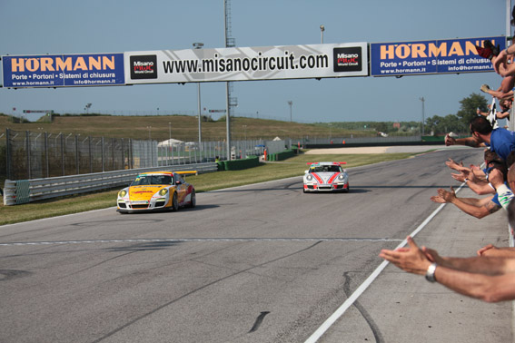 Gt Open Cup, vince Lucchini nel giorno del duello tra Alessandri e De Nora