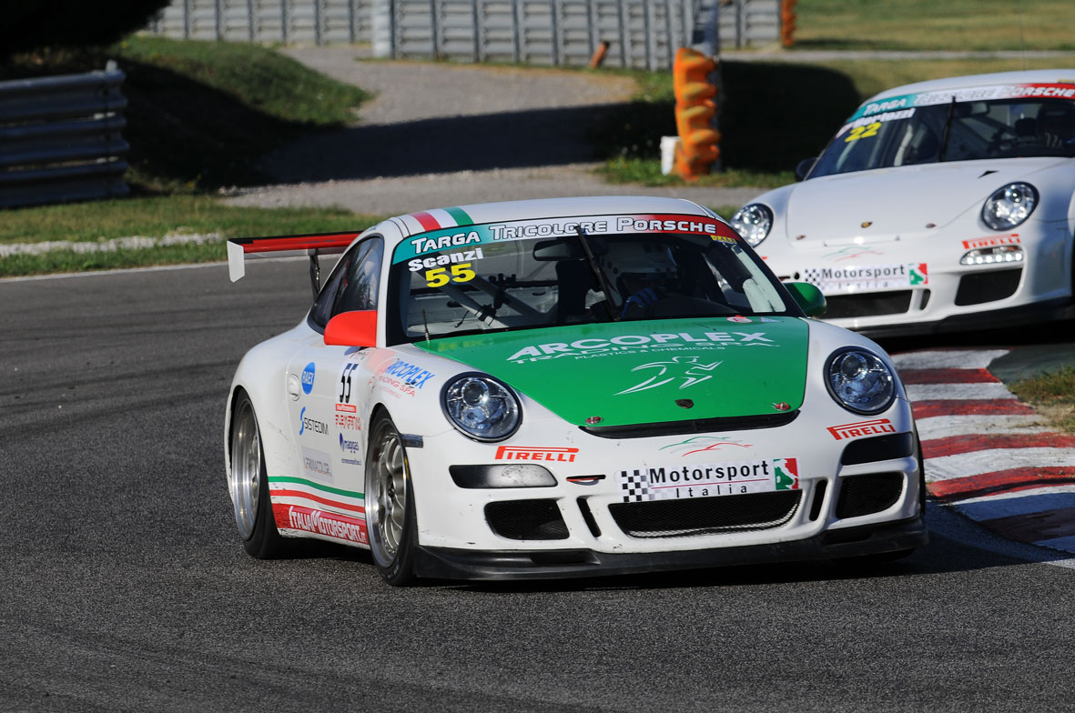 Lotta apertissima in tutte le classi nel Trofeo GT3 Cup