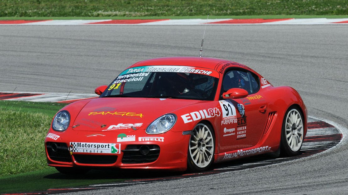 La Nos Racing torna a ranghi completi sul circuito di casa del Mugello 