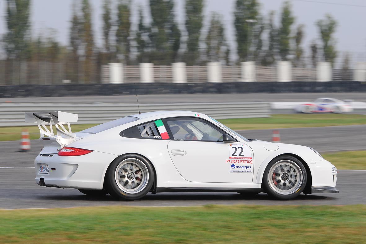 Bertozzi cambia casacca.