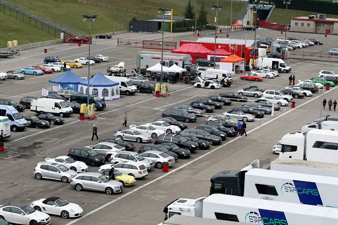 Shake-down sul circuito di Imola per la Targa Tricolore Porsche
