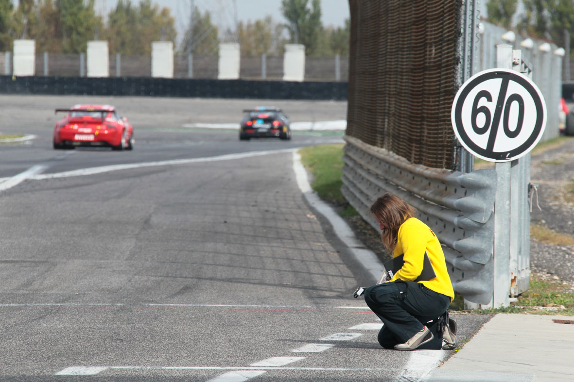 Caldo o freddo, le gomme Pirelli tengono la cottura