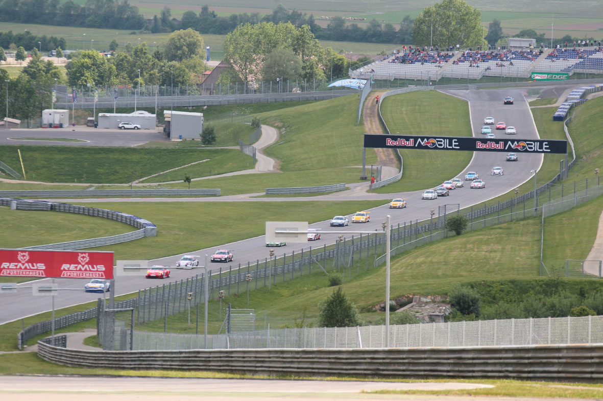 Dal Red Bull vi salutiamo cos...