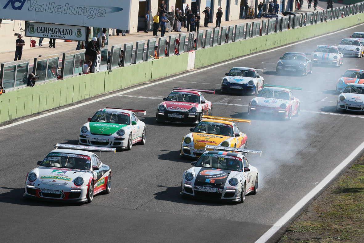 Vittoria di Vito Postiglione nella GT3 Cup. A Fabrizio Bignotti e 