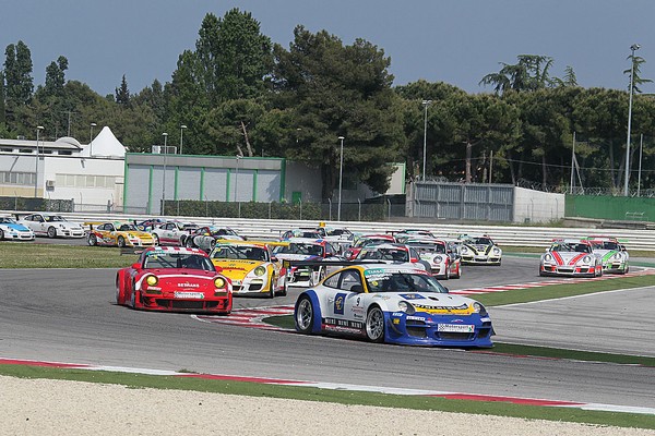 La Targa Tricolore Porsche inaugura il Red Bull Ring