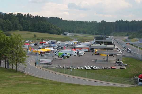 Fine giornata il Paddock si svuota...