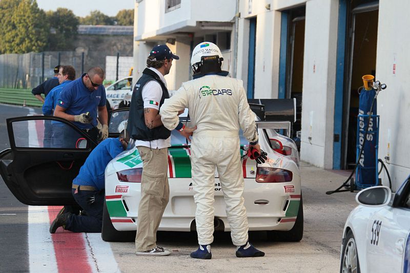 Mancano 20 minuti all'ultima gara della GT3 Cup 