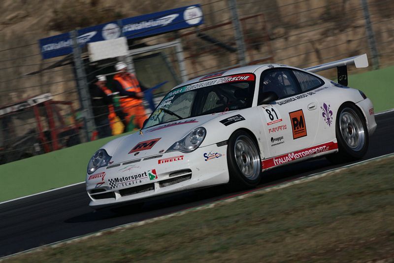 Gianluigi Lenzi e Roberto Bosio primi di raggruppamento GT4 e Cayman Cup