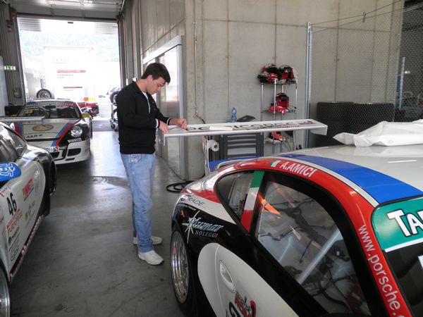 Preparativi per il via della GT3 Cup