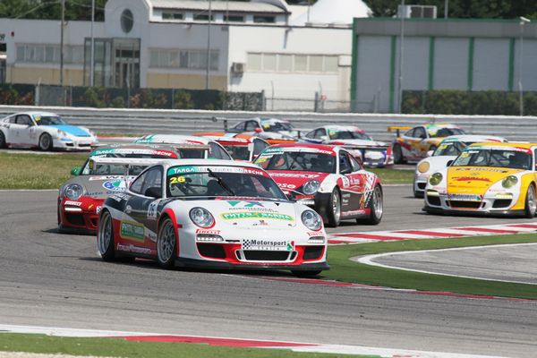 Luigi Lucchini firma la doppietta nella GT Open Cup della Targa Tricolore Porsche