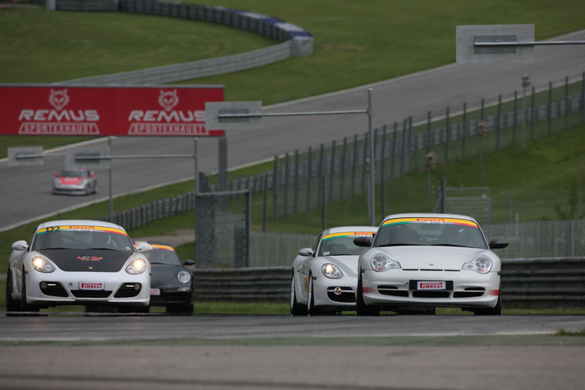 Ore 8,30 semaforo verde al Red Bull Ring