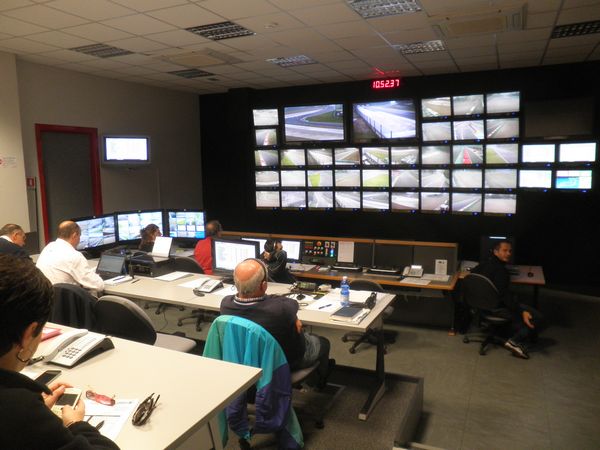 Ci siamo infilati nel quartier generale di Imola