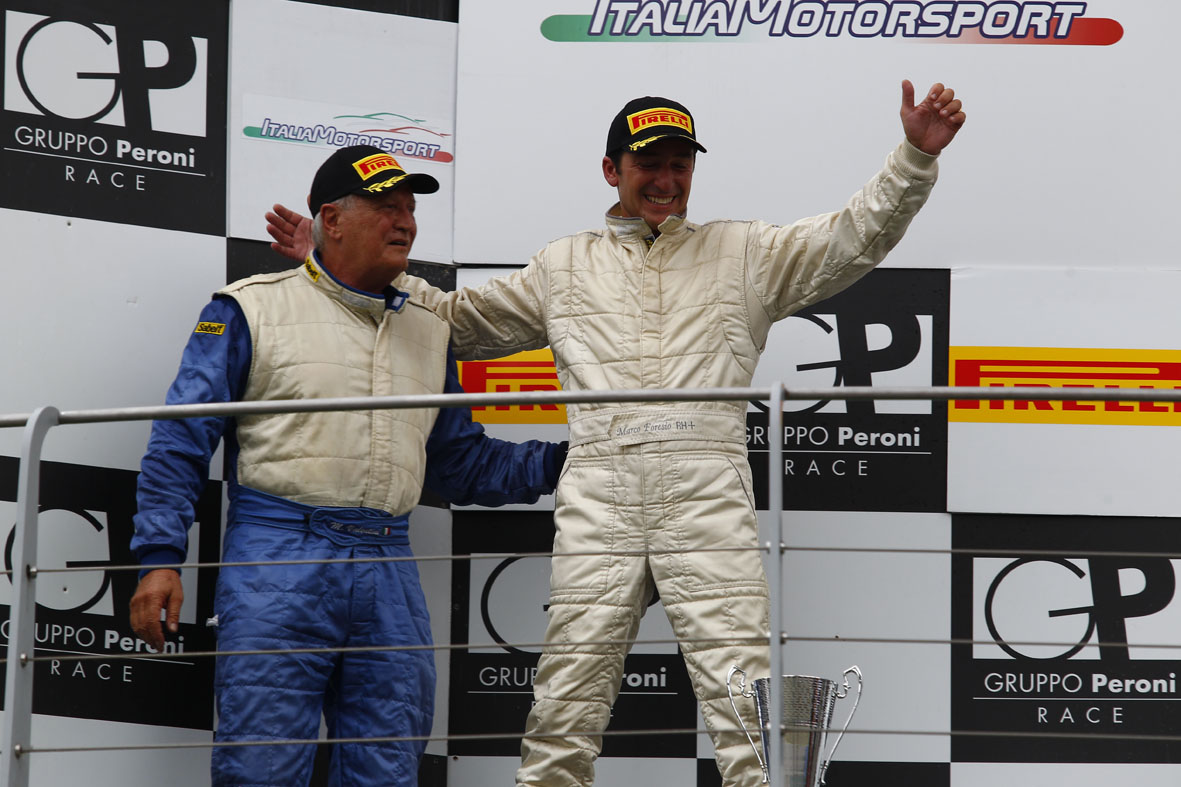 Foresio riapre il campionato in classe GT3 r09