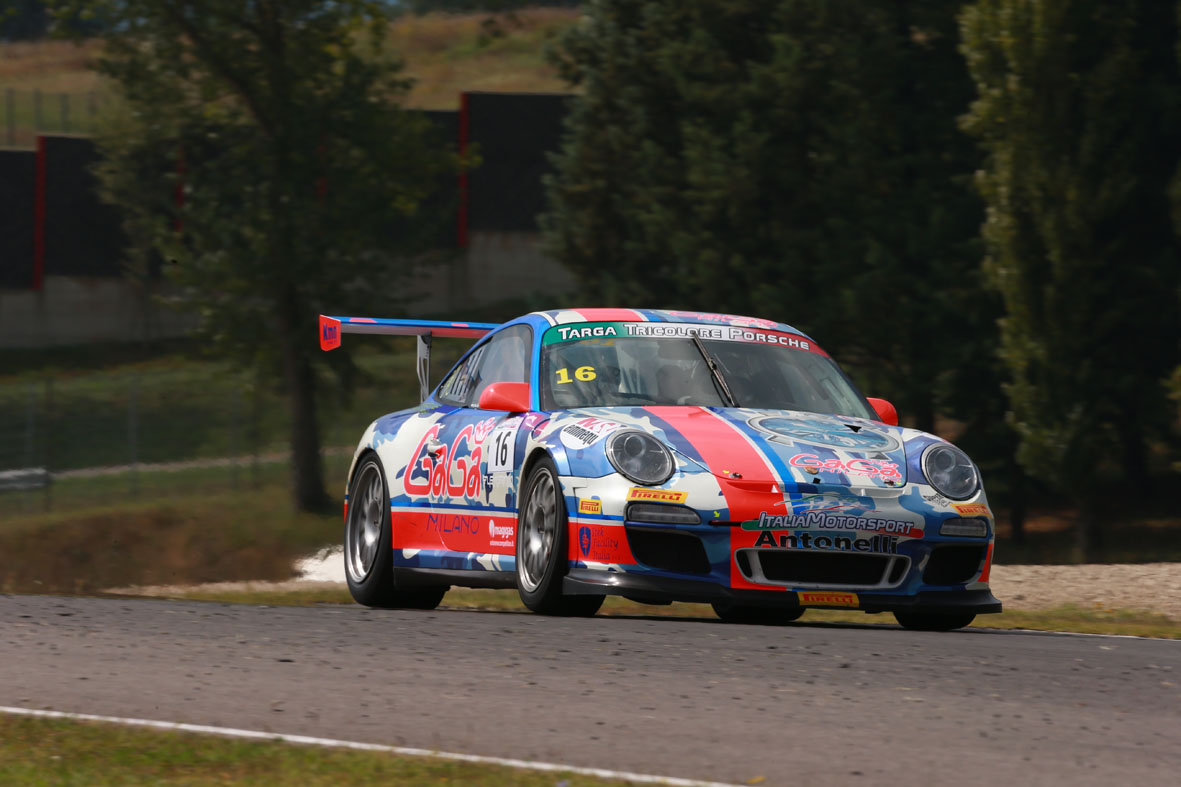 Pole di Davide Roda nella GT3 Cup