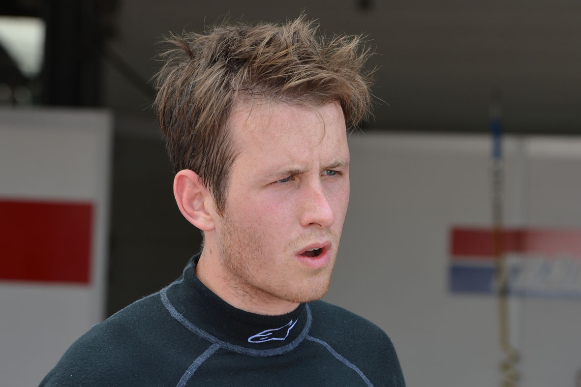 A pochi minuti al via della GT3 Cup sale la tensione in casa Ghinzani