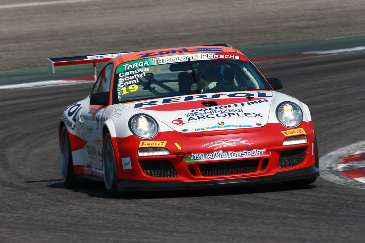 GT3 Cup, a Comi la pole position