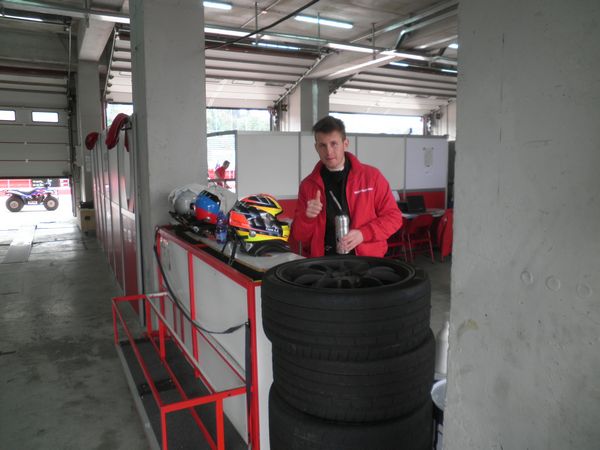 Comi, buona la prima!